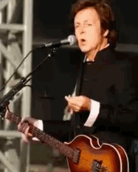 Paul McCartney incearca sa-si revendice drepturile asupra pieselor Beatles